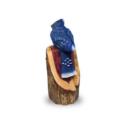 Chainsaw Carved Bluejay – Hand-Painted Cedar Bird Sculpture | Rustic Home & Garden Décor